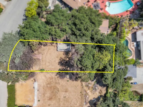 3128 N Mount Curve Ave, Altadena, CA 91001