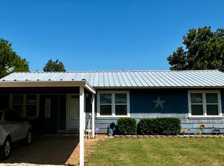 506 W Reiman St, Seymour, TX 76380