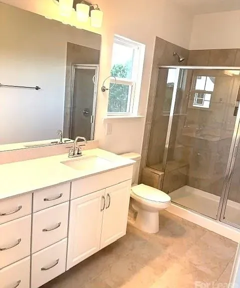 416 Silver Star Blvd — Photo 24