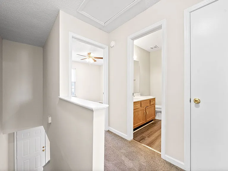 Raleigh Ct - 2303 — Photo 15