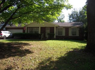 3024 S Barnes Ave, Springfield, MO 65804