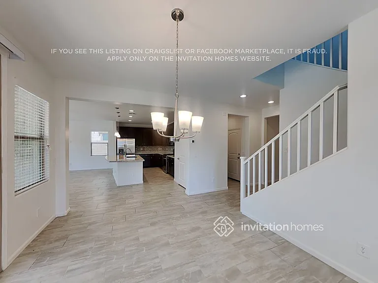 1056 S 200th Ln — Photo 7