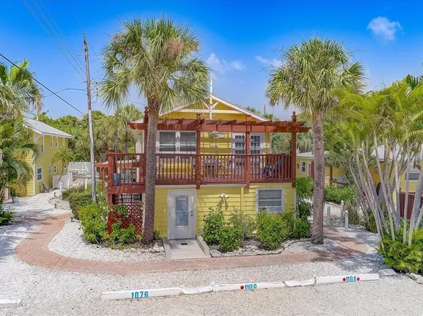 110 Oak Ave APT A, Anna Maria, FL 34216