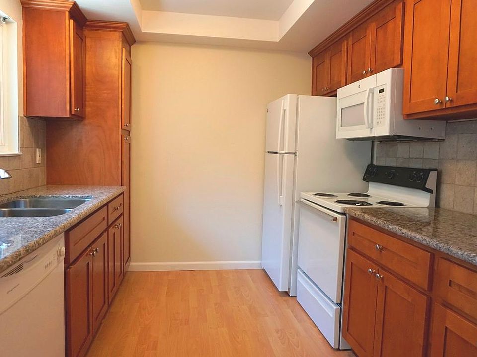 1st image of 2958 Neet Ave APT 1