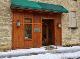 9 S 3rd St UNIT 202, Grand Haven, MI 49417