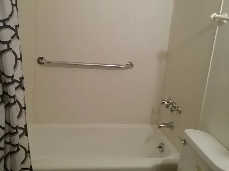 2522 W Wells St — Photo 13