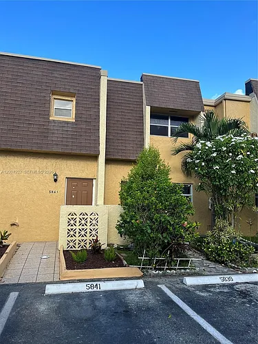 5841 Blueberry Ct #77 Photo 1