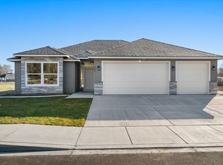 2803 S Alder St, Kennewick, WA