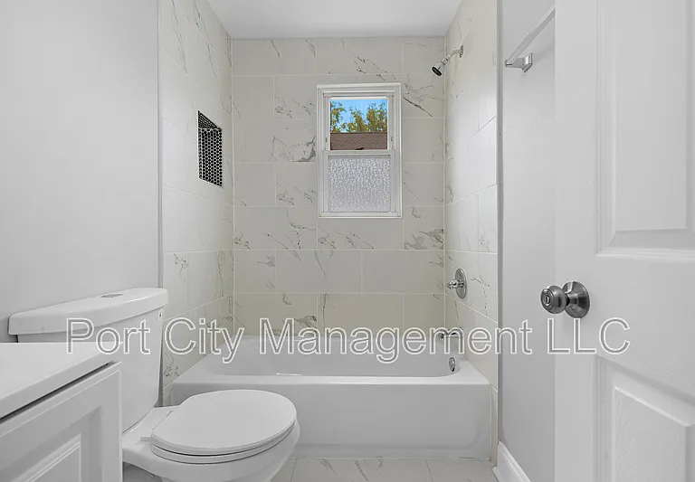 4902 Gilray Dr — Photo 17