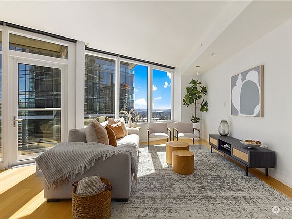 2nd image of 500 106th Avenue NE #3309