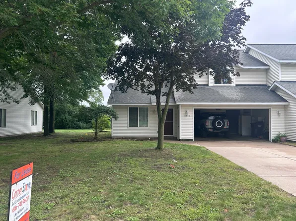 11809 Seven Pine Dr, Holland, MI 49424