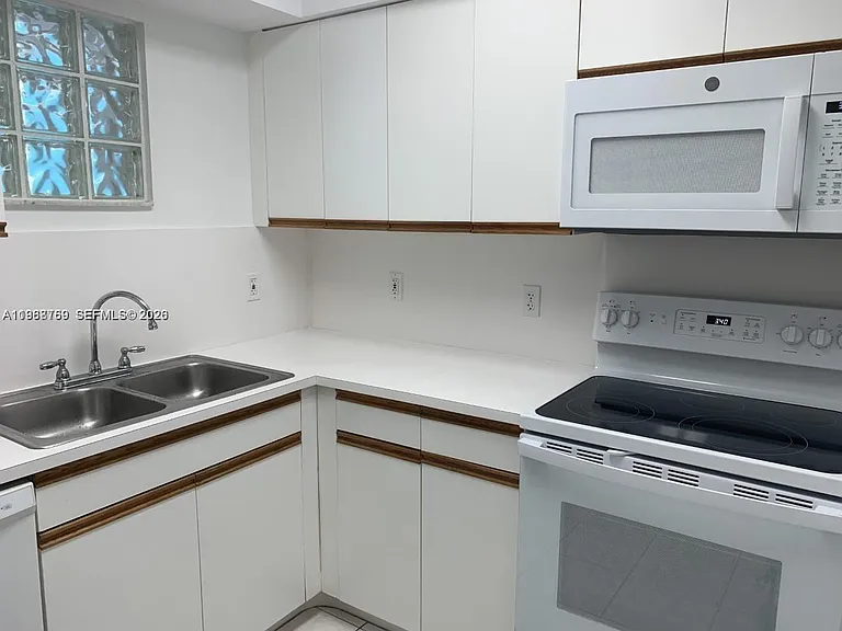 9156 Collins Ave #204 — Photo 10