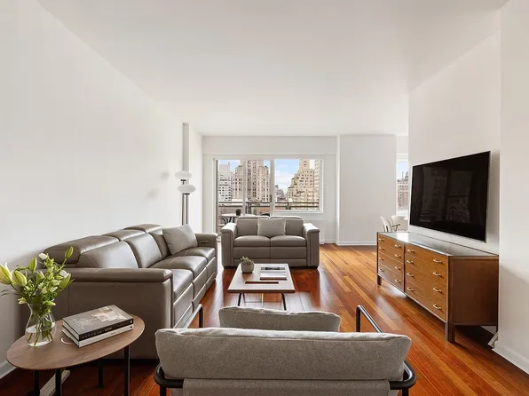 60 E 8th St APT 10E, New York, NY 10003