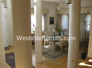 2032 Sanborn Ave, Los Angeles, CA 90027