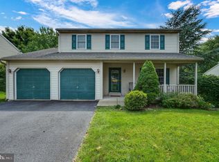 4560 Hillside Rd, Reading, PA 19606