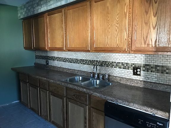 4th image of 1291 N Glen Cir APT D