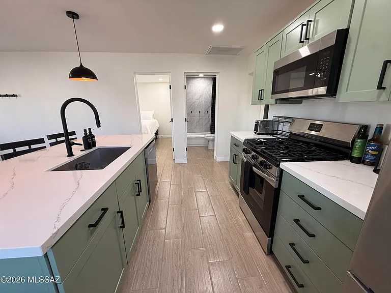 1323 W Speedway Blvd — Photo 15