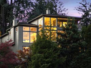 236 SW Parkside Dr, Portland, OR 97205