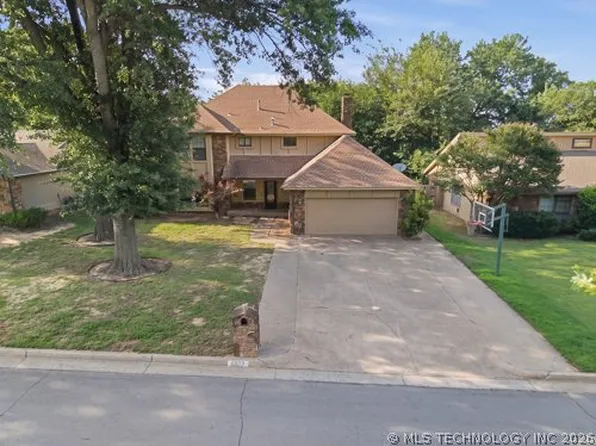 6903 E 99th St, Tulsa, OK 74133