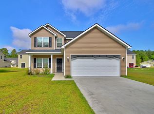 711 Mill Creek Cir, Hinesville, GA 31313
