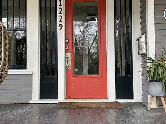 4th image of 1229 McLendon Ave NE