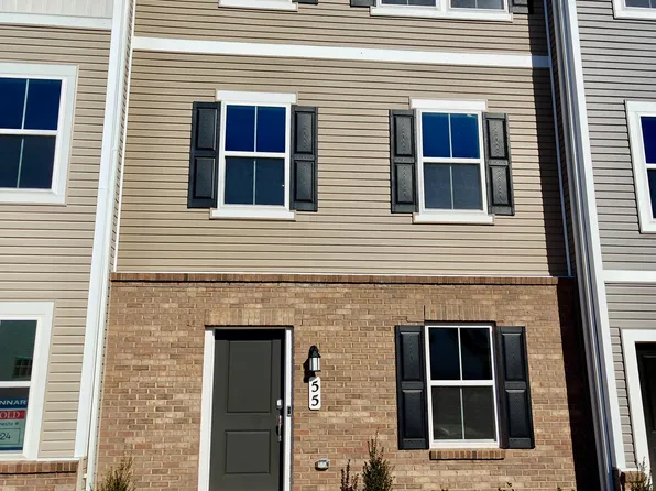 55 Short Branch Dr, Ranson, WV