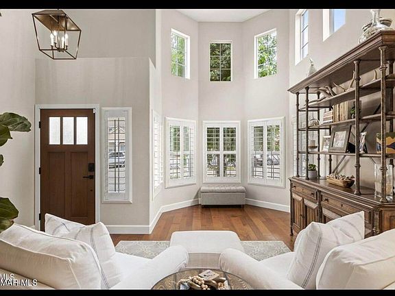 4th image of 690 Saratoga Ave