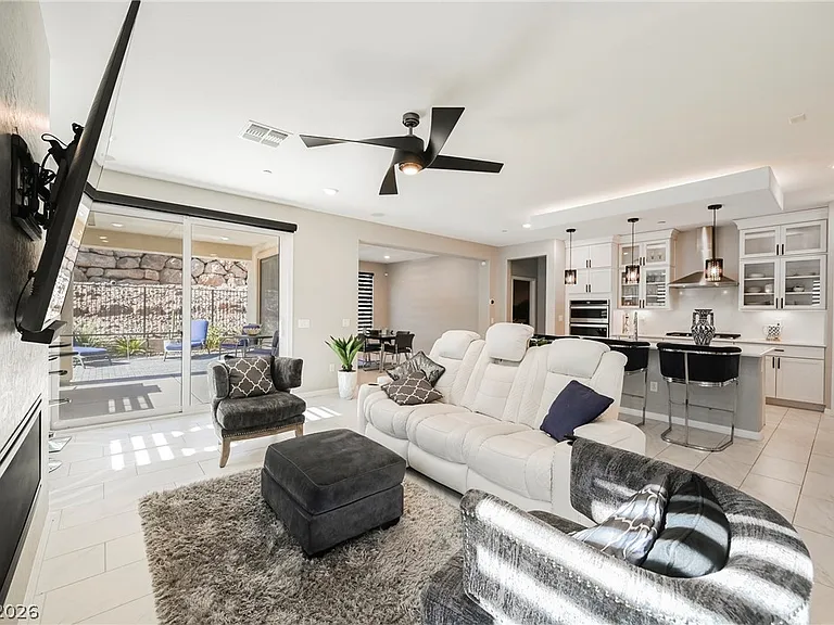 23 Cliffwater St — Photo 11