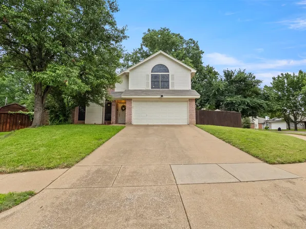 416 Caviness Dr, Grapevine, TX 76051