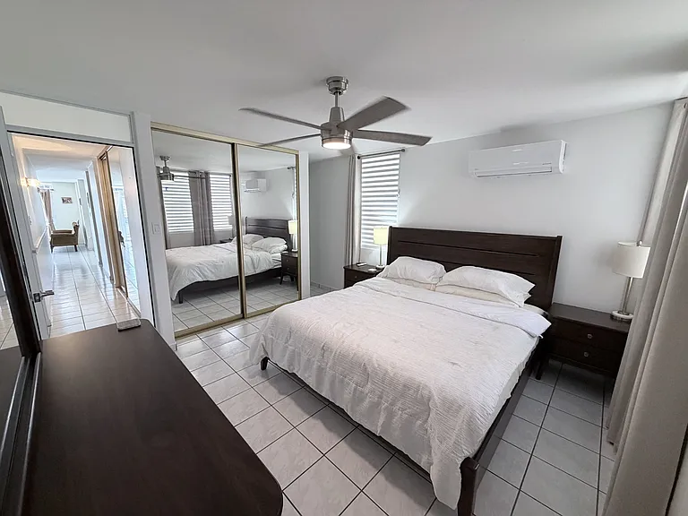 Master - 1 New King Bed