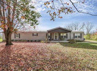 3429 Refugee Rd SW, Hebron, OH 43025