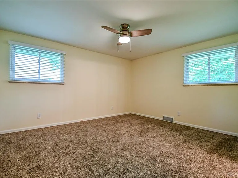 96 Pine Bluff Dr — Photo 15