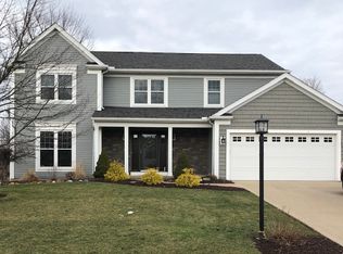 14498 Willow Cir, Strongsville, OH 44136