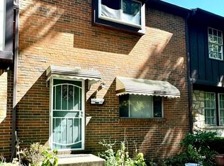 2209 Foxcroft Grn, Columbus, OH 43232