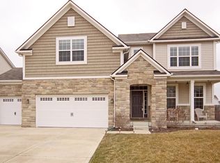7729 Chestnut Eagle Ct, Zionsville, IN 46077