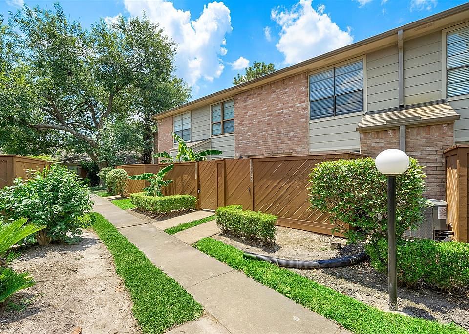 1st image of 8801 Hammerly Blvd APT 1709