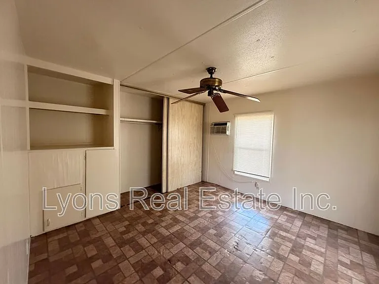 8146 Tolles Dr — Photo 9