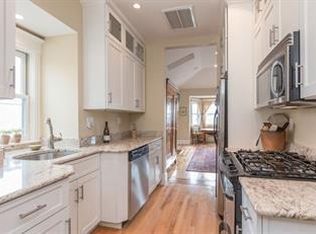 588 E 8th St APT 3, Boston, MA 02127