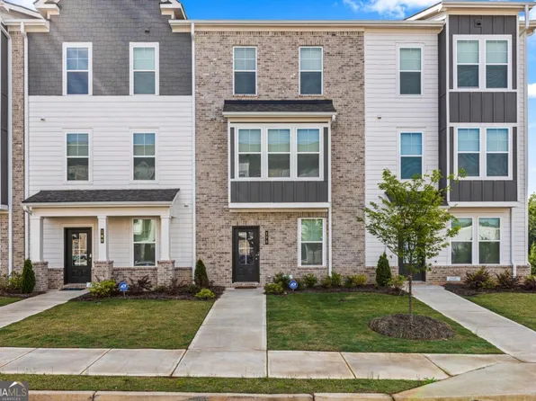 170 Wallace St, Fayetteville, GA 30214