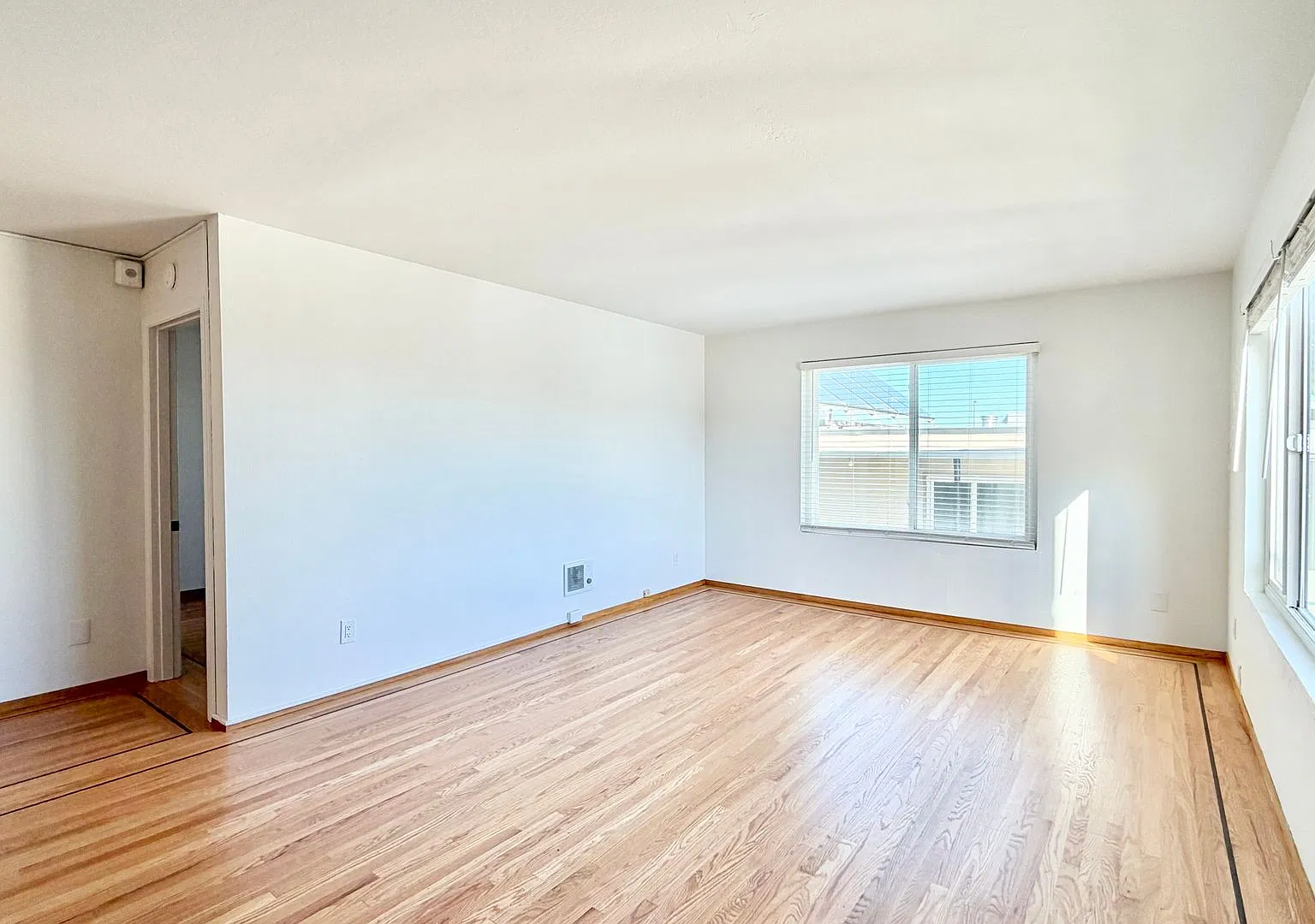 650 Alvarado Apartments — Photo 3