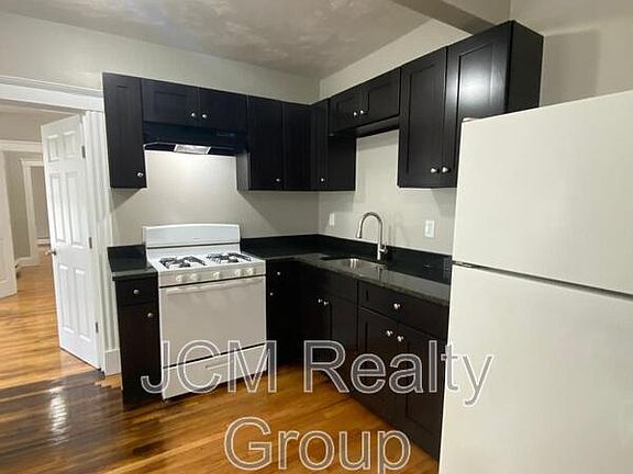 4th image of 135 Lawton Ave Floor U5