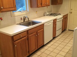 9 Elm St #B, Madison, NJ 07940