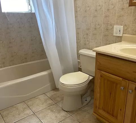 5th image of 55 Abbey Ct