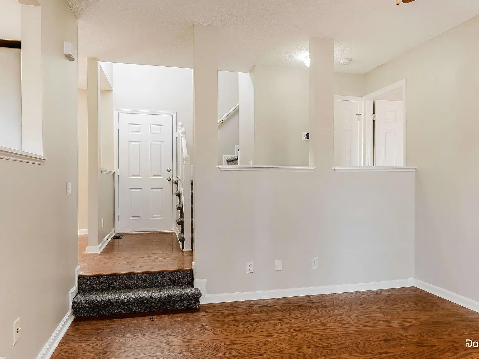 3 bed, 2.0 bath, 1511 sqft, $1,900 — Photo 4