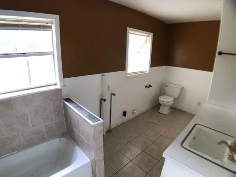 363 State Highway 75 N — Photo 11