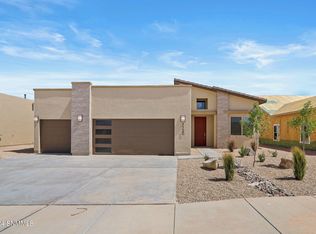 7720 Celestial St, Las Cruces, NM 88012