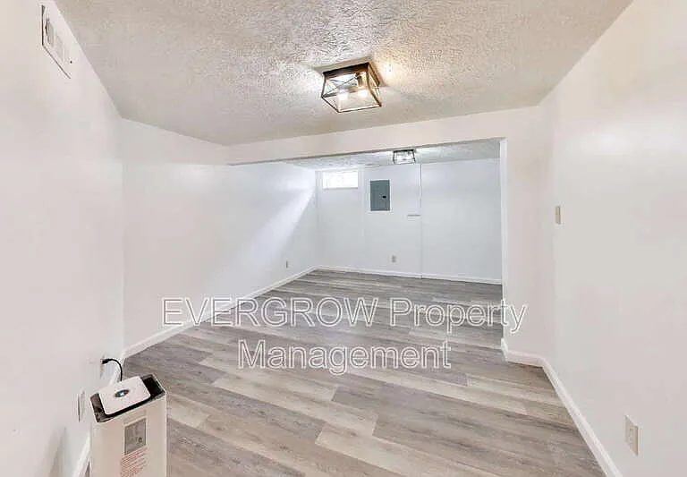 3741 Lima Ct — Photo 18