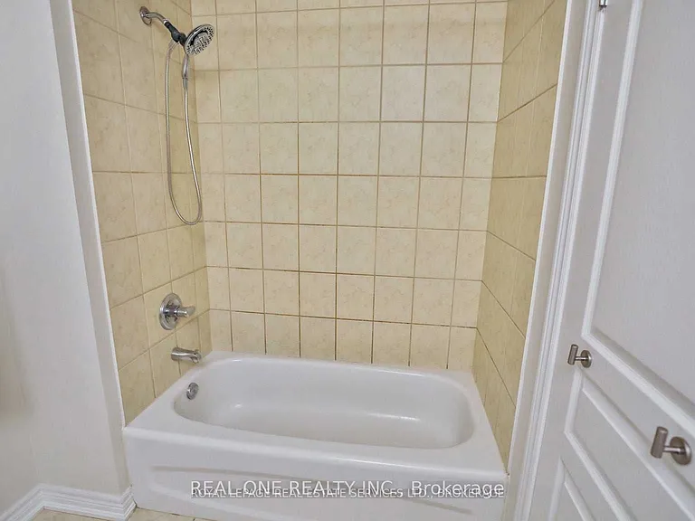 4264 Ingram Cmn — Photo 16