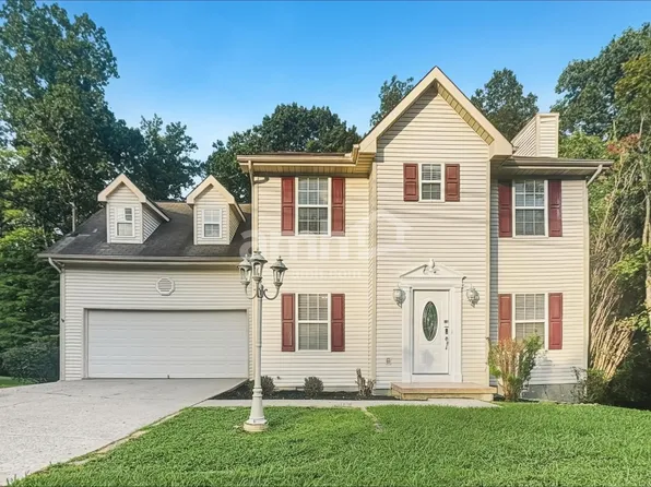 5942 Katrina Ln, Knoxville, TN 37912