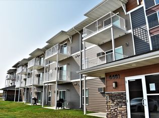 4421 12th St W #105, Dickinson, ND 58601